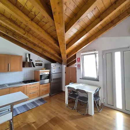 Vakantiehuis 2' From Monate 5' From Euratom, Wi-fi *