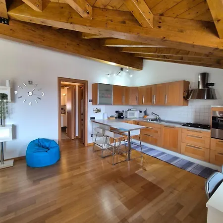 2' From Monate 5' From Euratom, Wi-fi Vakantiehuis *